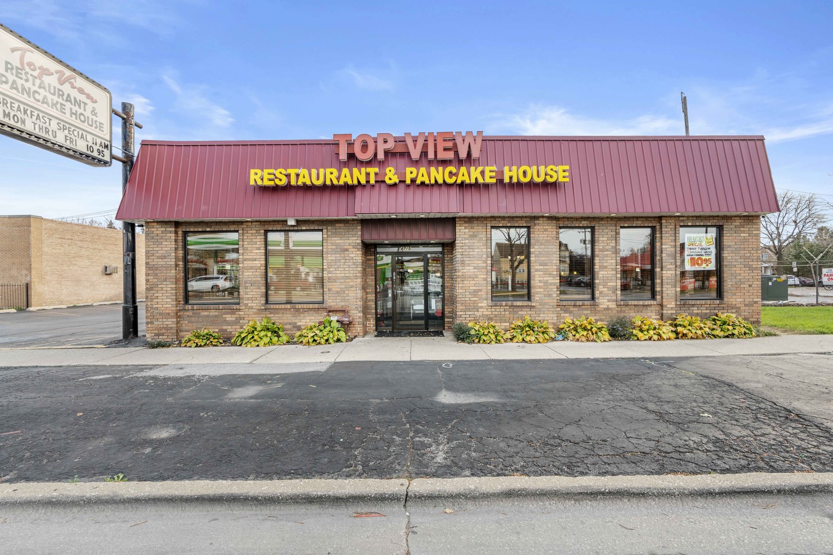 4715 West 63rd Street Chicago IL 60629