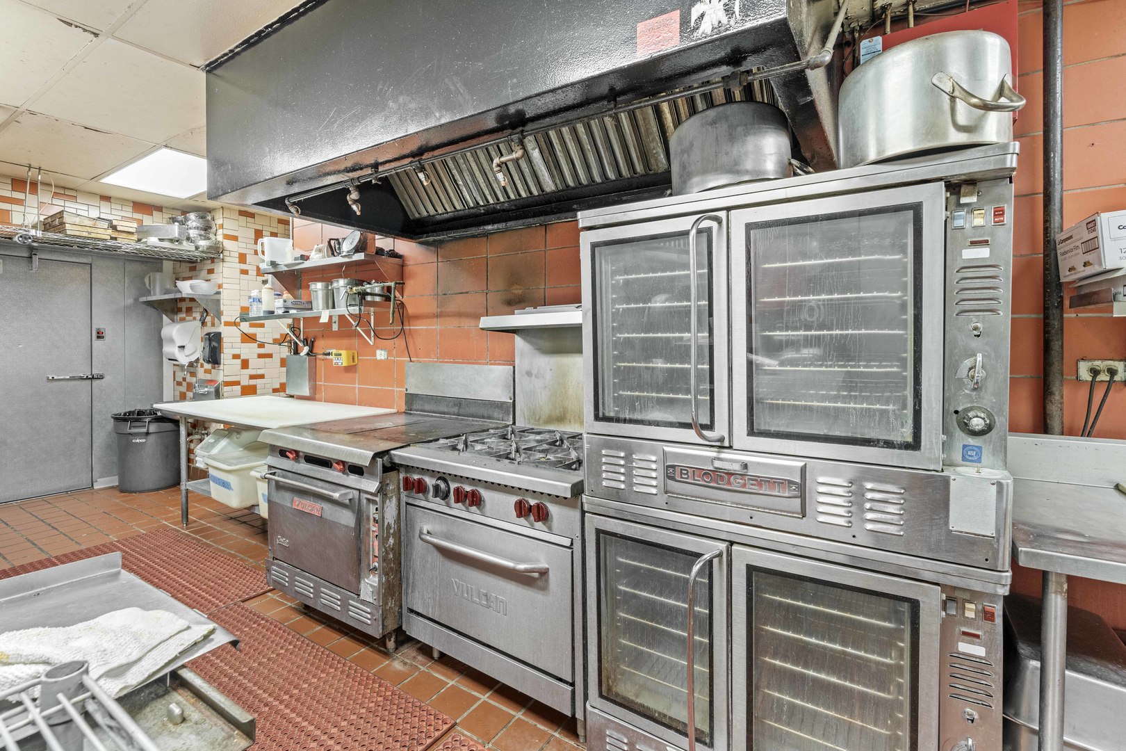 4715 West 63rd Street Chicago IL 60629