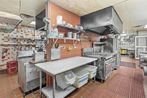 4715 West 63rd Street Chicago IL 60629