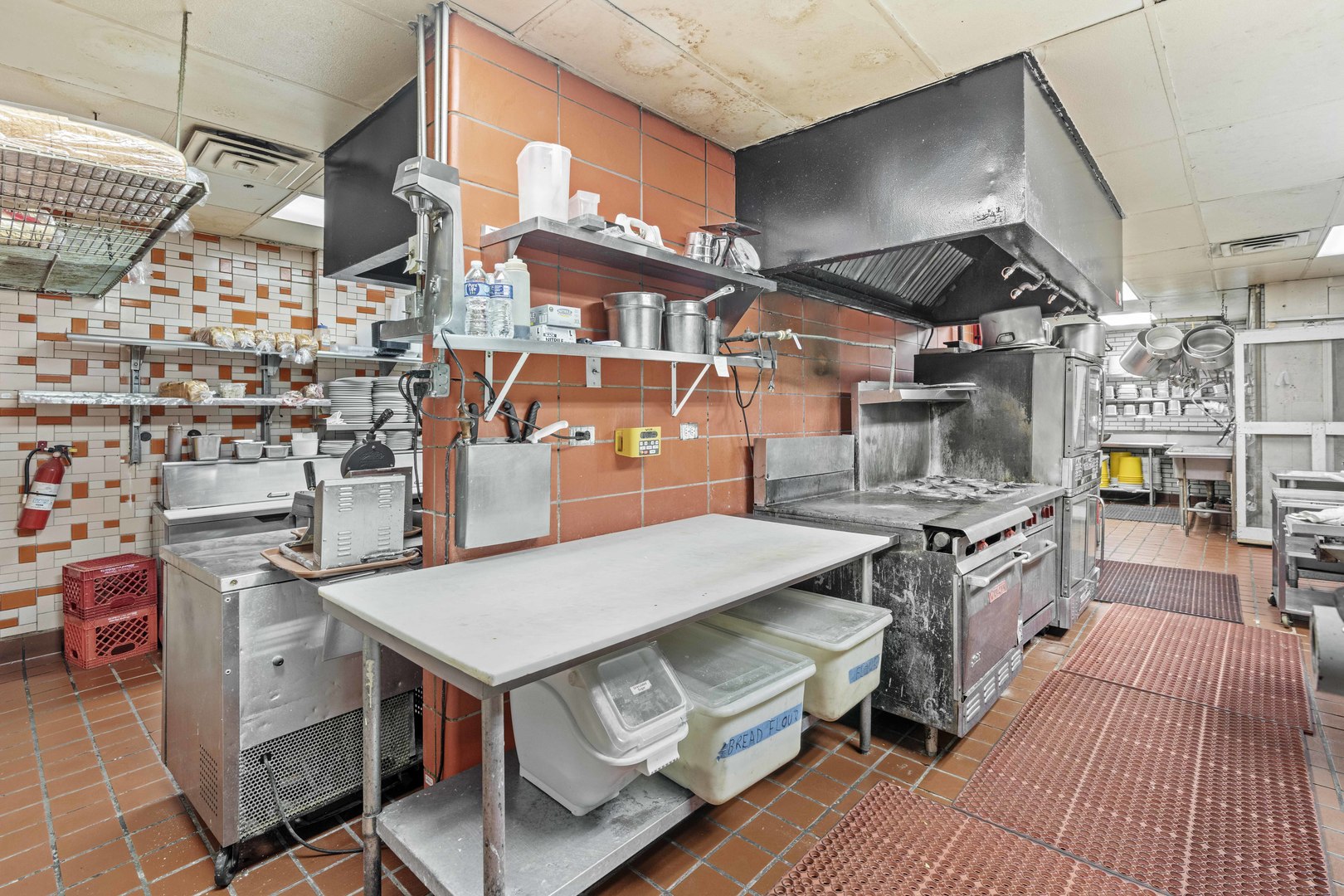 4715 West 63rd Street Chicago IL 60629