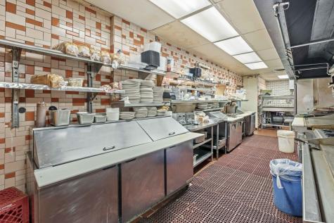 4715 West 63rd Street Chicago IL 60629