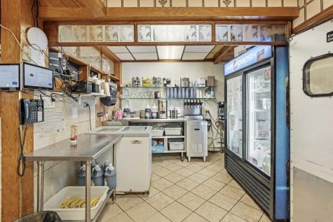 4715 West 63rd Street Chicago IL 60629