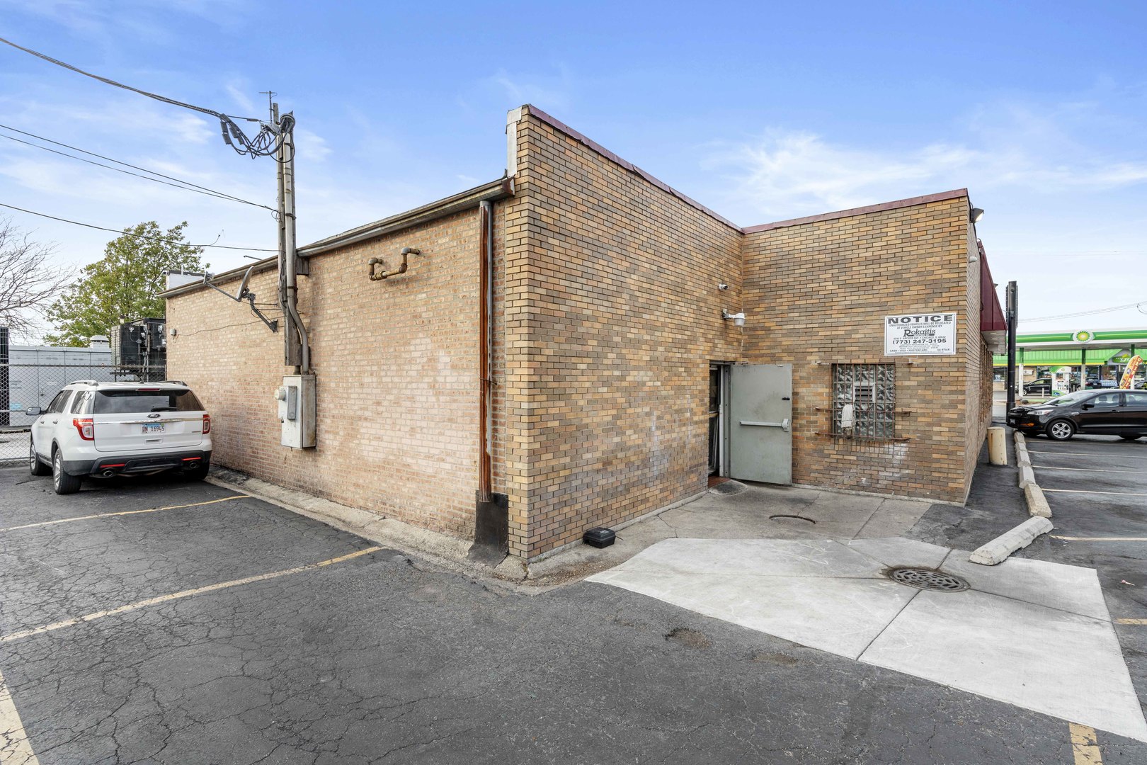 4715 West 63rd Street Chicago IL 60629