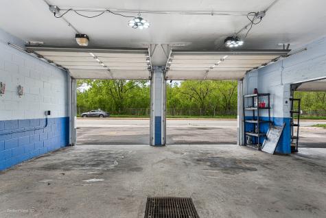 13727 South Halsted Street Riverdale IL 60827