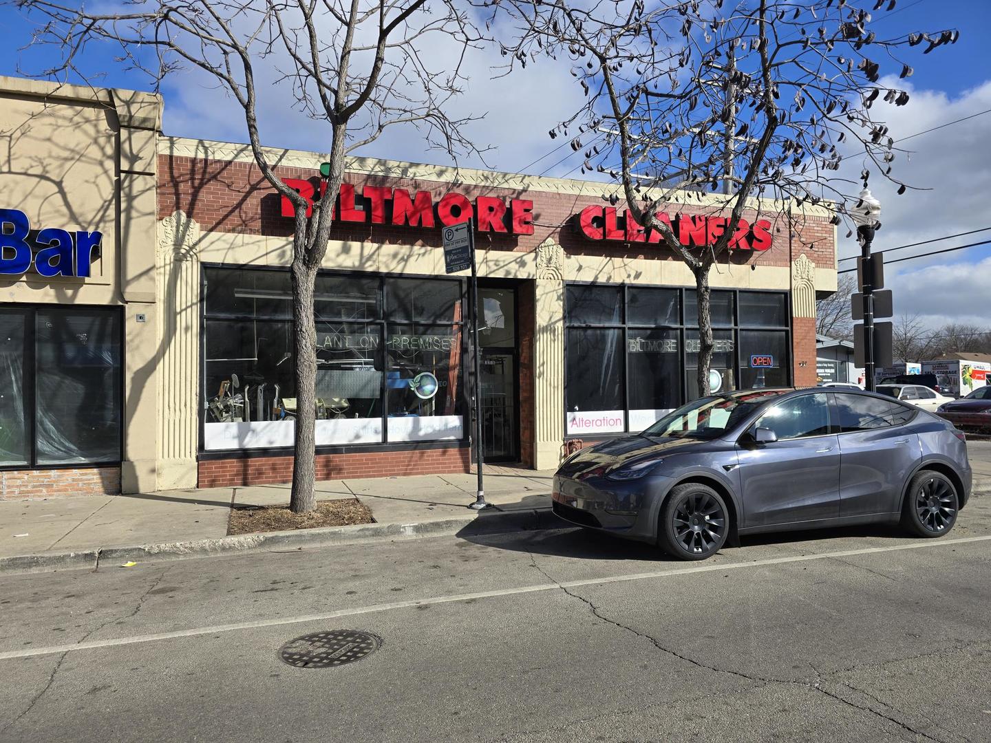 3214 West Bryn Mawr Avenue Chicago IL 60659