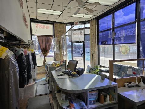 3214 West Bryn Mawr Avenue Chicago IL 60659