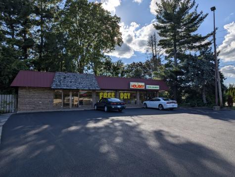 819 North Galena Avenue Dixon IL 61021