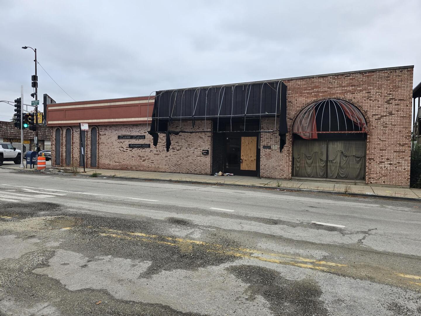 2759 North Oak Park Avenue Chicago IL 60707