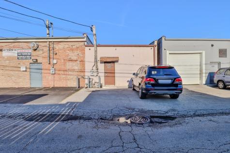 1544 North Mannheim Road Stone Park IL 60165