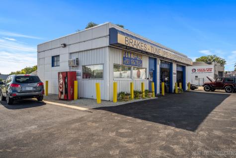 1349 East New York Street Aurora IL 60505