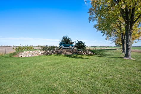 15165 Quigley Road Sycamore IL 60178