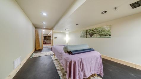 409 North State Street Franklin Grove IL 61031