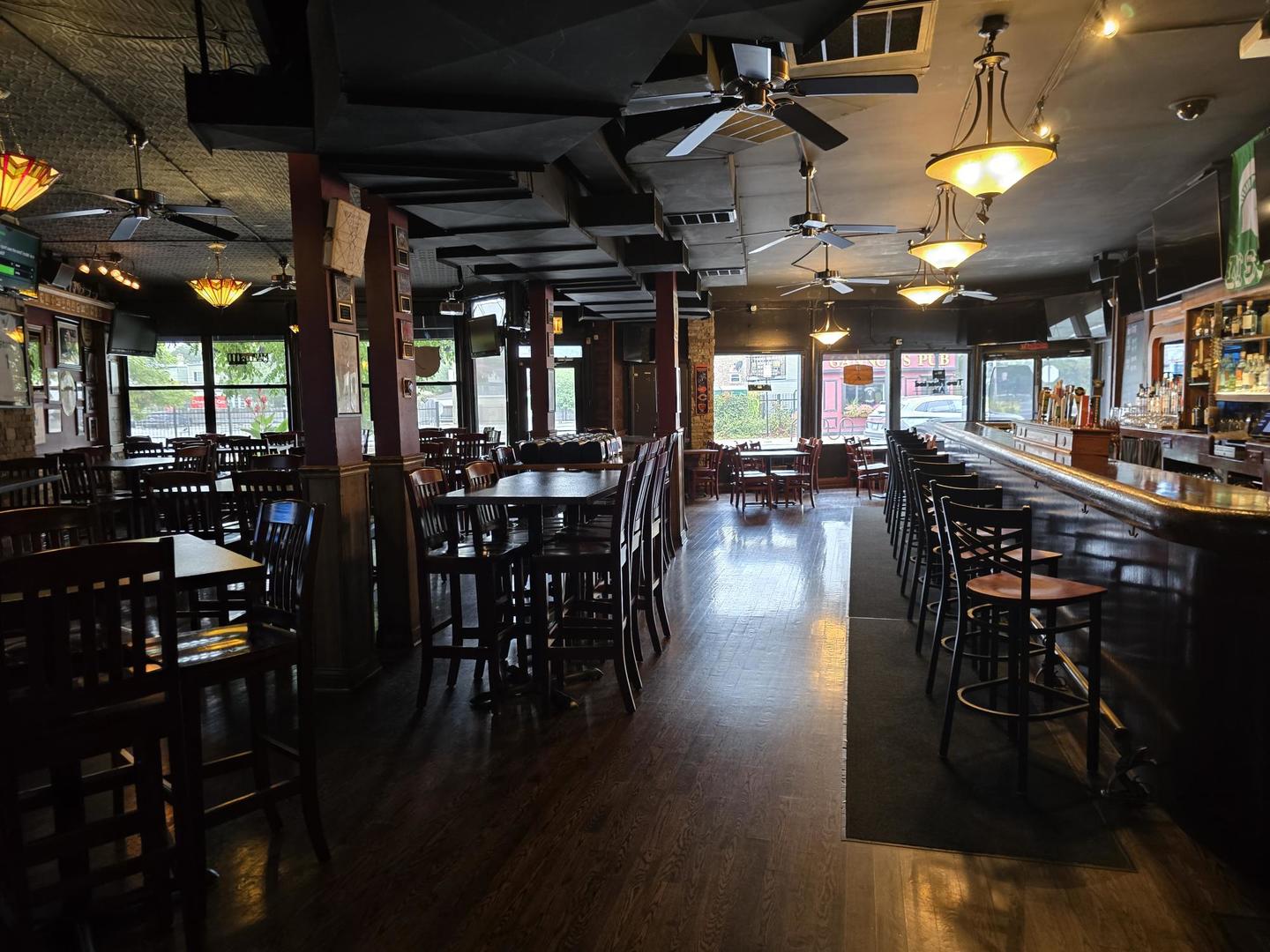 4263 North Lincoln Avenue Chicago IL 60618