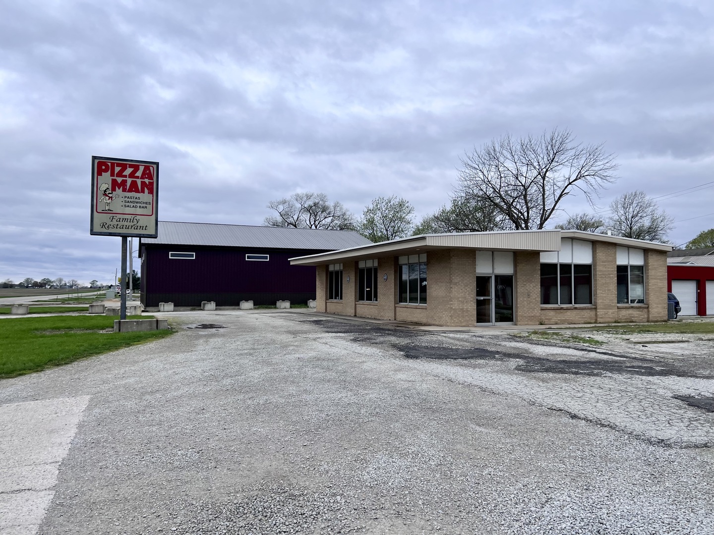 2578 East Us Highway 36 Newman IL 61942