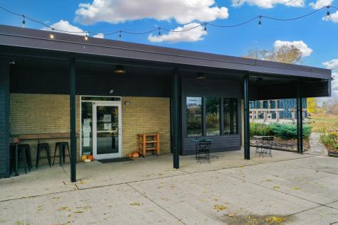 5805 North Knoxville Avenue Peoria IL 61614