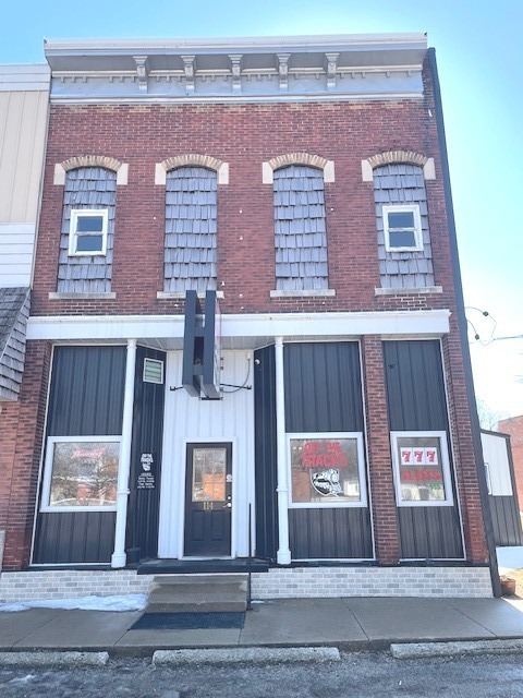 114 East Market Street Sidell IL 61876