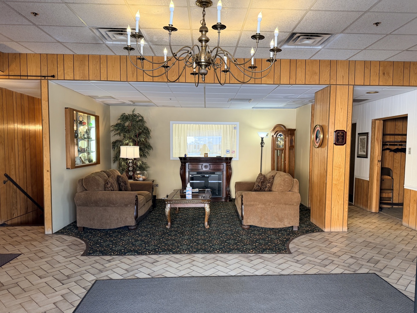 415 North Gary Avenue Carol Stream IL 60188