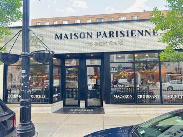 2564 North Clark Street Chicago IL 60614