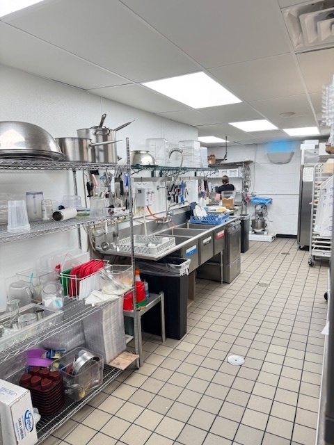 2564 North Clark Street Chicago IL 60614