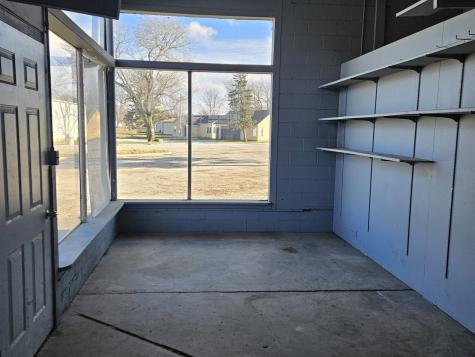 101 South Route 49 Crescent City IL 60928