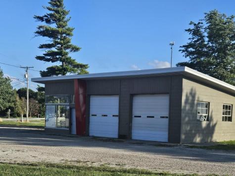 101 South Route 49 Crescent City IL 60928
