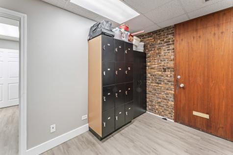 9999 Confidential Avenue Palatine IL 60067