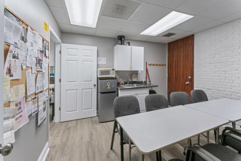 9999 Confidential Avenue Palatine IL 60067