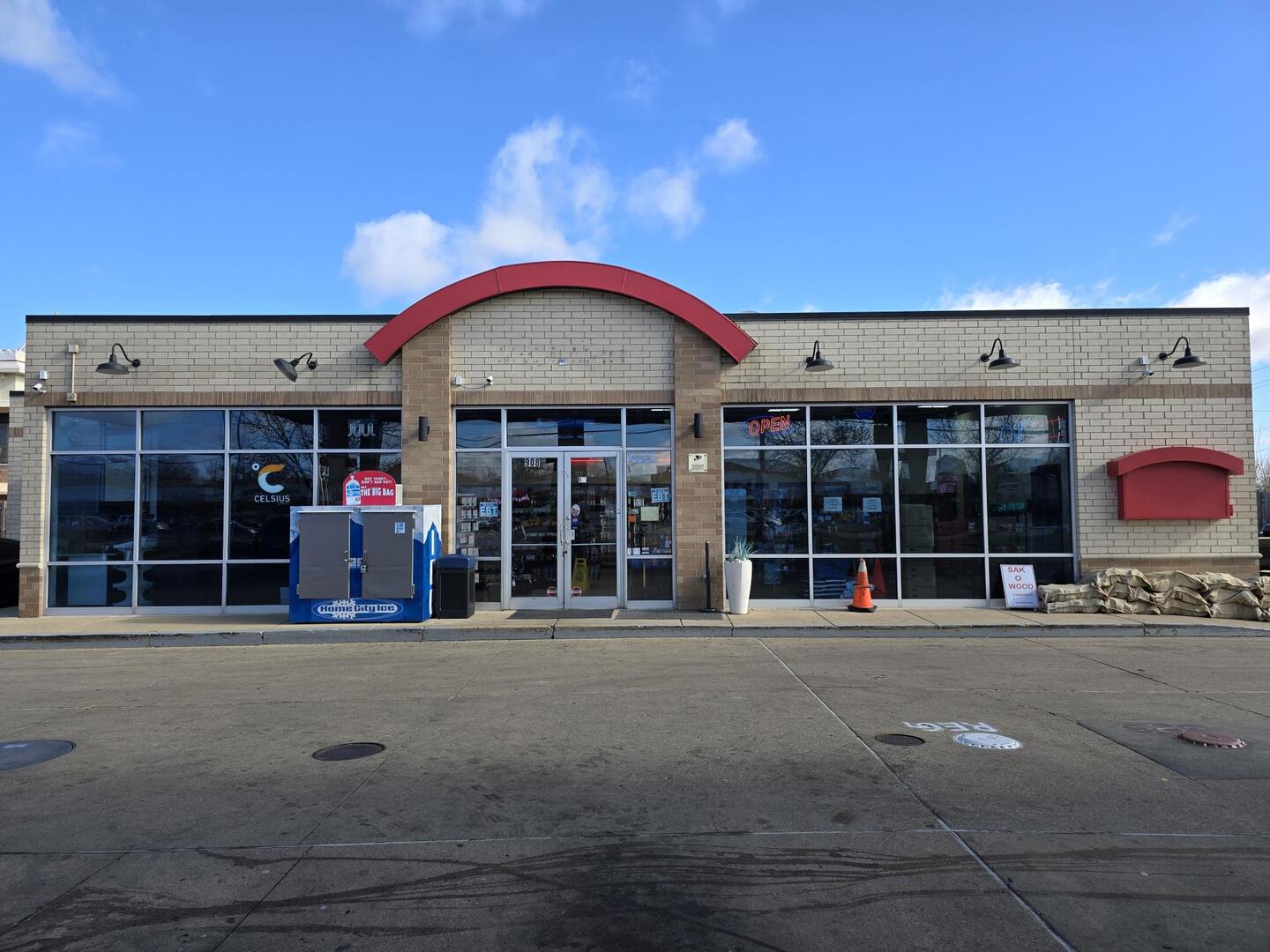 908 East Irving Park Road Streamwood IL 60107