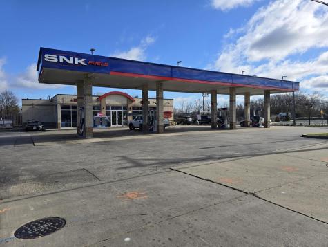 908 East Irving Park Road Streamwood IL 60107
