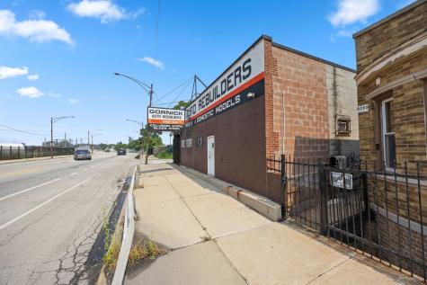 9363 South Ewing Avenue Chicago IL 60617