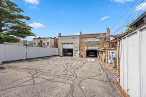 9363 South Ewing Avenue Chicago IL 60617