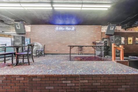 1715 West Roosevelt Road Broadview IL 60155