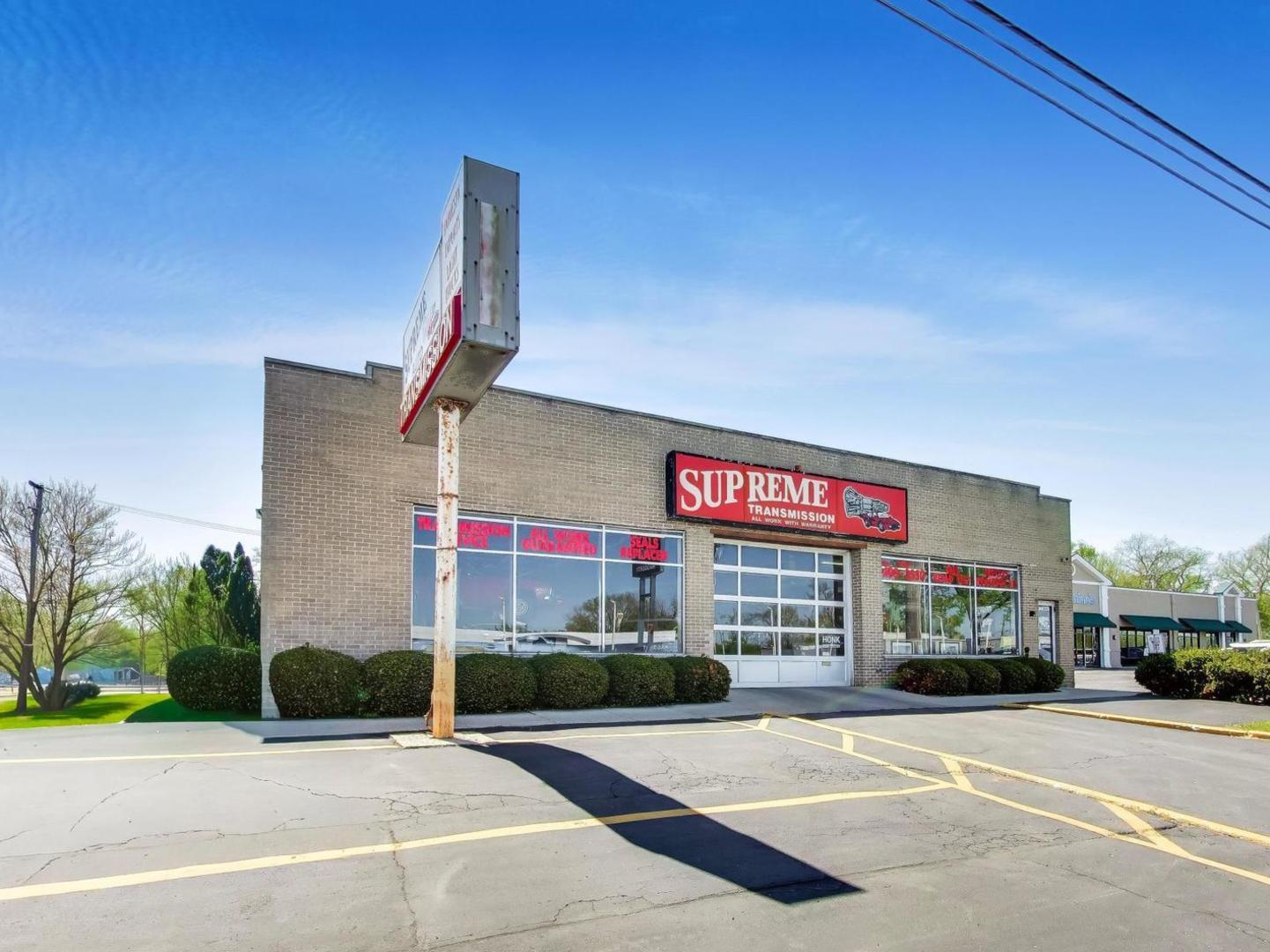 18W325 Roosevelt Road Oakbrook Terrace IL 60181