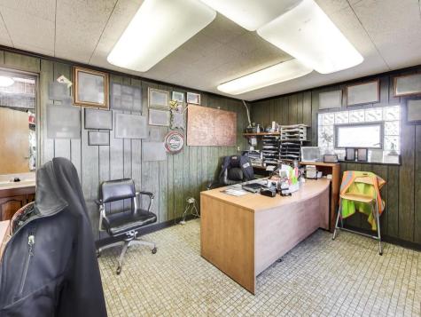 18W325 Roosevelt Road Oakbrook Terrace IL 60181
