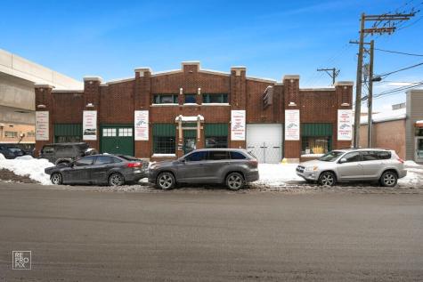 1123 West Catalpa Avenue Chicago IL 60640