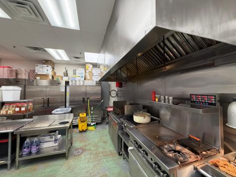 8439 West Golf Road W Niles IL 60714