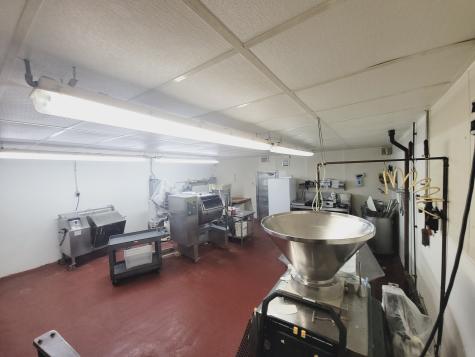 7035-39 West Higgins Avenue Chicago IL 60656
