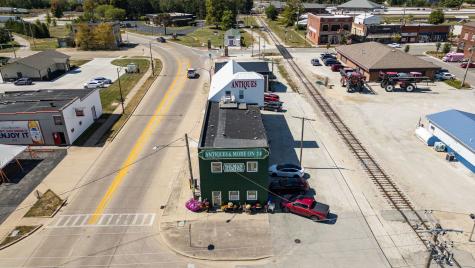 126 South Main Street Gilman IL 60938
