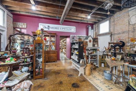 126 South Main Street Gilman IL 60938