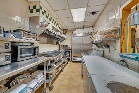 220 Bedford Road Morris IL 60450