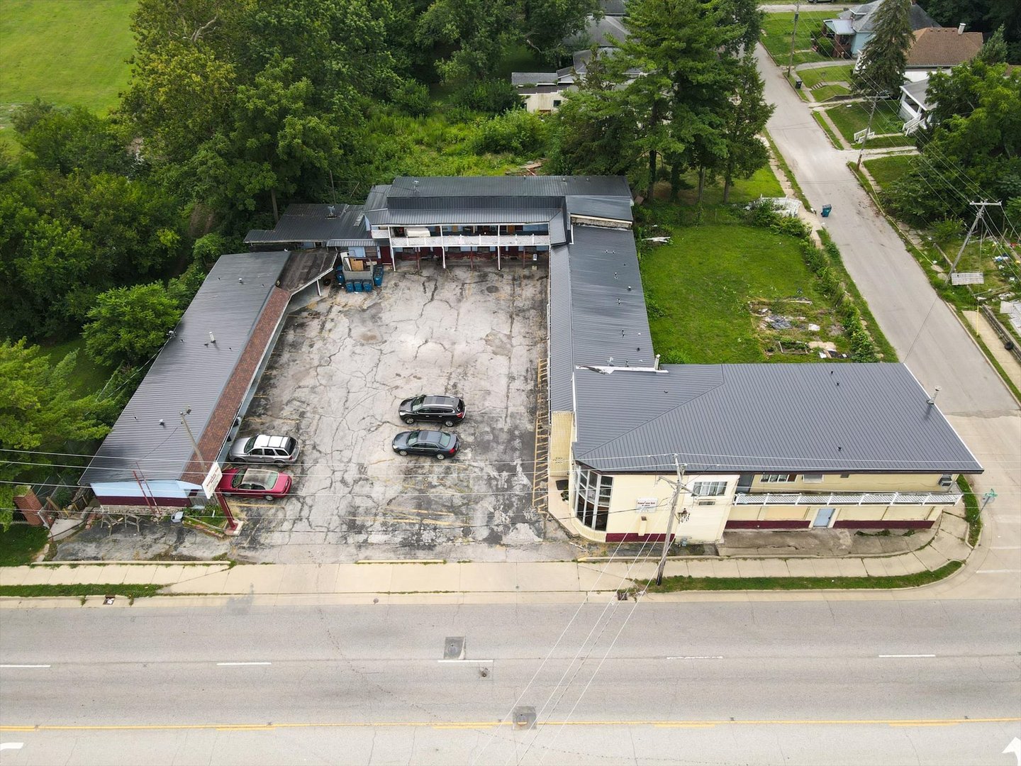 1824 East Main Street Danville IL 61832