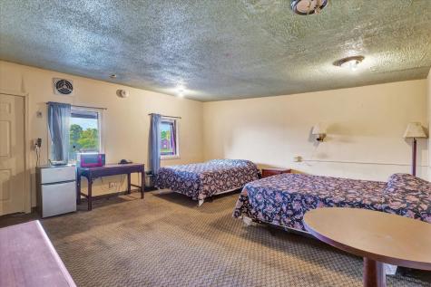 1824 East Main Street Danville IL 61832