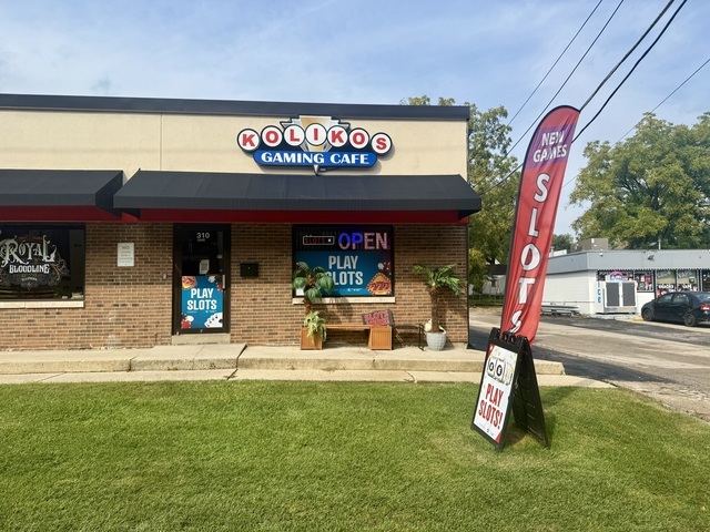310 N Lafox Street South Elgin IL 60177