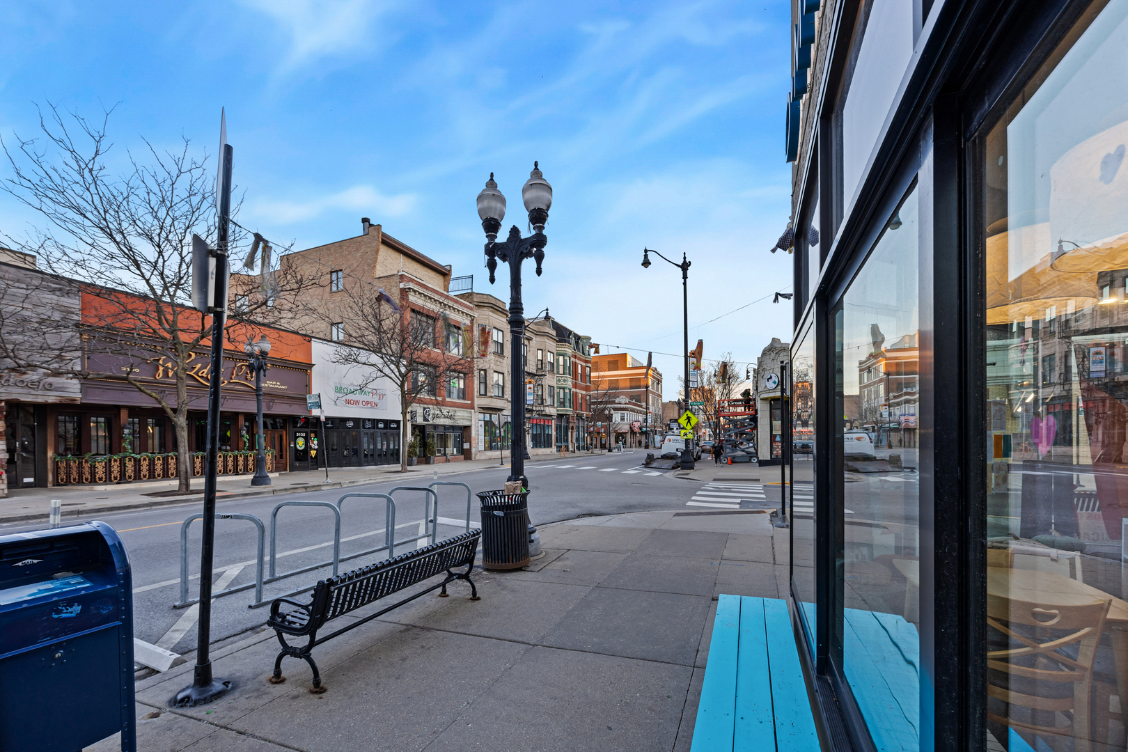 3135 North Broadway Street Chicago IL 60657