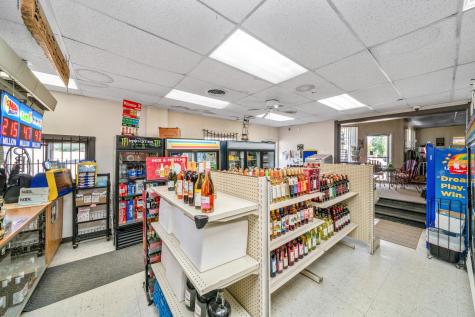 207 W Si Johnson Street Sheridan IL 60551