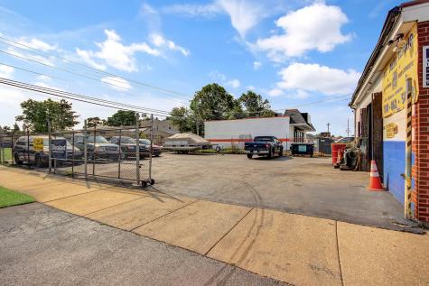 635 Burnham Avenue Calumet City IL 60409