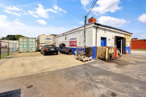 635 Burnham Avenue Calumet City IL 60409