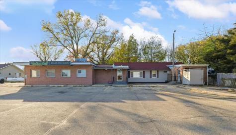 205 North State Route 54 Roberts IL 60962