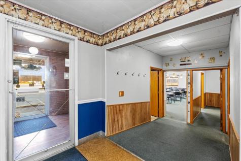 205 North State Route 54 Roberts IL 60962