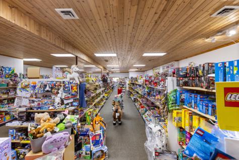 502 South Schuyler Street Lena IL 61048